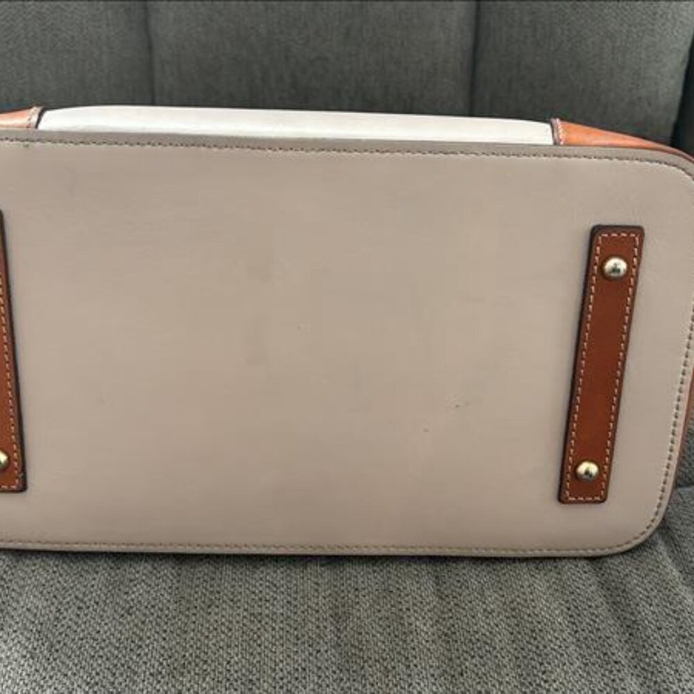 Dooney & Bourke Zip Top Satchel – Taupe & Tan Leather – Shoulder Strap Inc - Picture 3 of 6